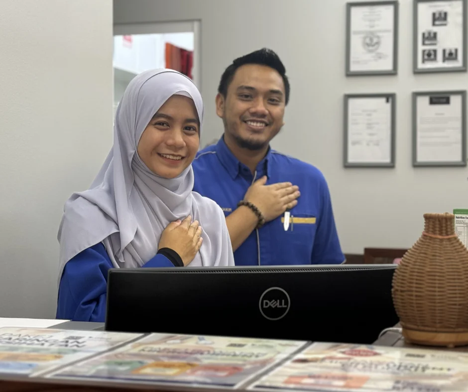 staf-klinik-cuci-luka