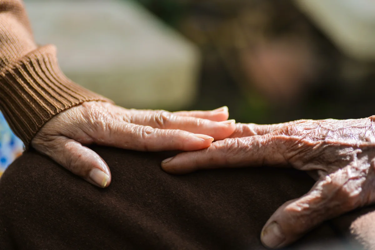 rawatan-luka-orang-tua